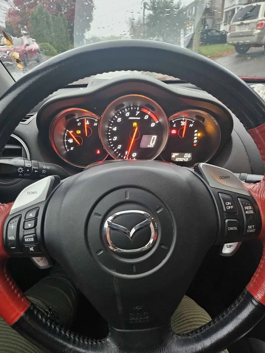 2006 Mazda RX-8 1st Gen - Image 2 of 9