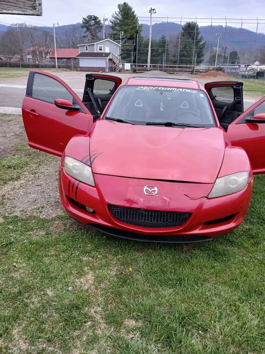 2006 Mazda RX-8 1st Gen - Image 12 of 14