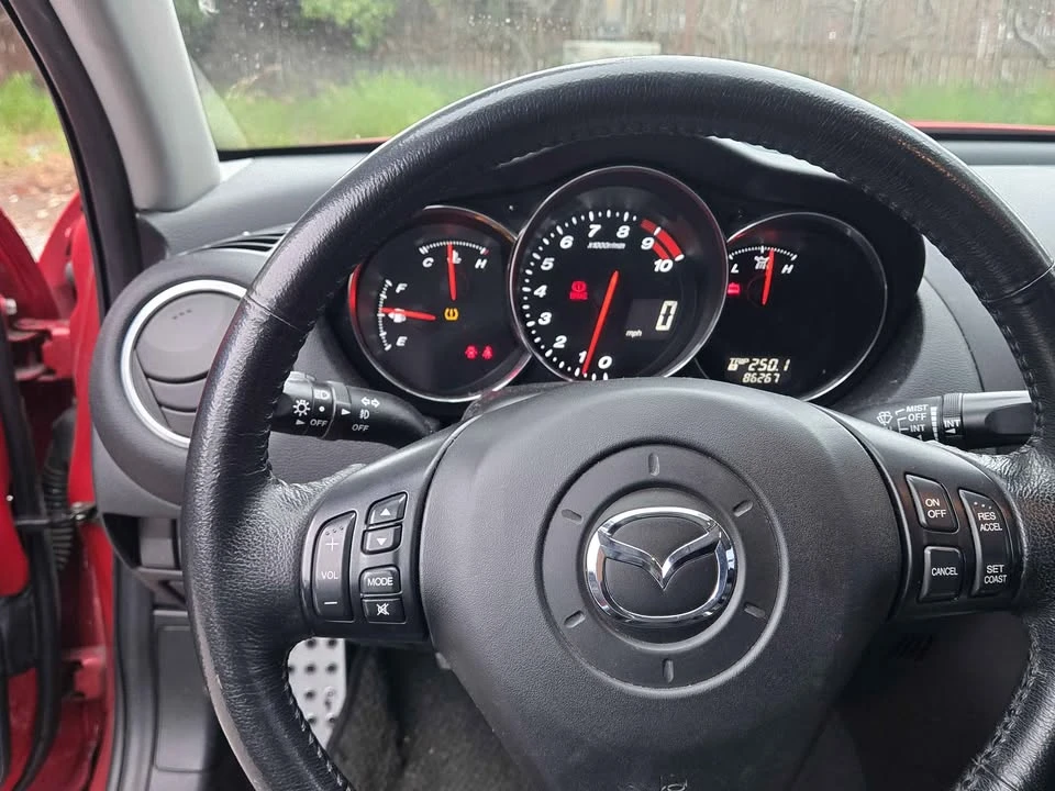 2006 Mazda RX-8 1st Gen - Image 12 of 17