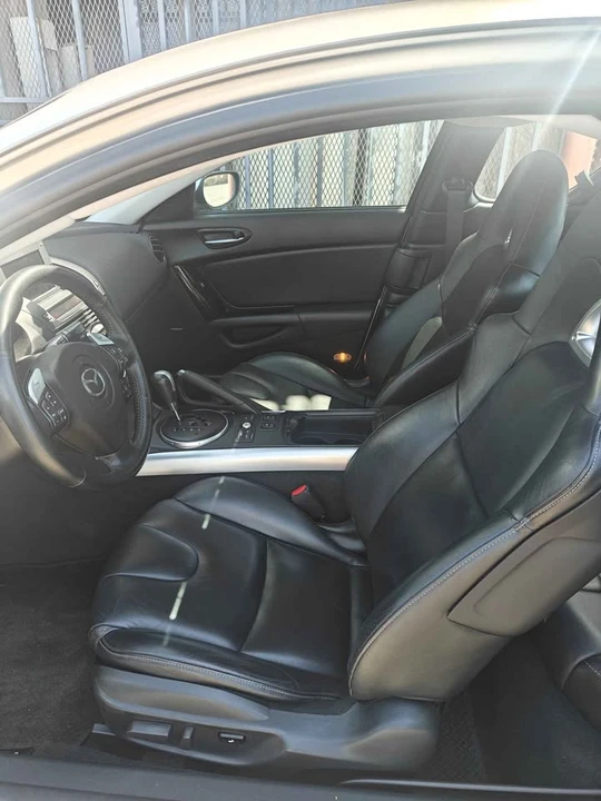 2006 Mazda RX-8 1st Gen - Image 13 of 14