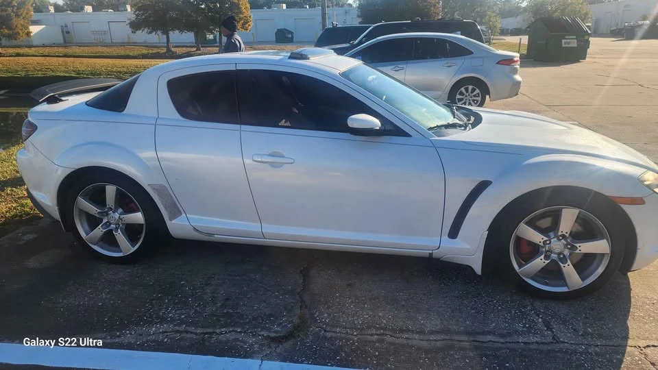 2006 Mazda RX-8 1st Gen - Image 2 of 3