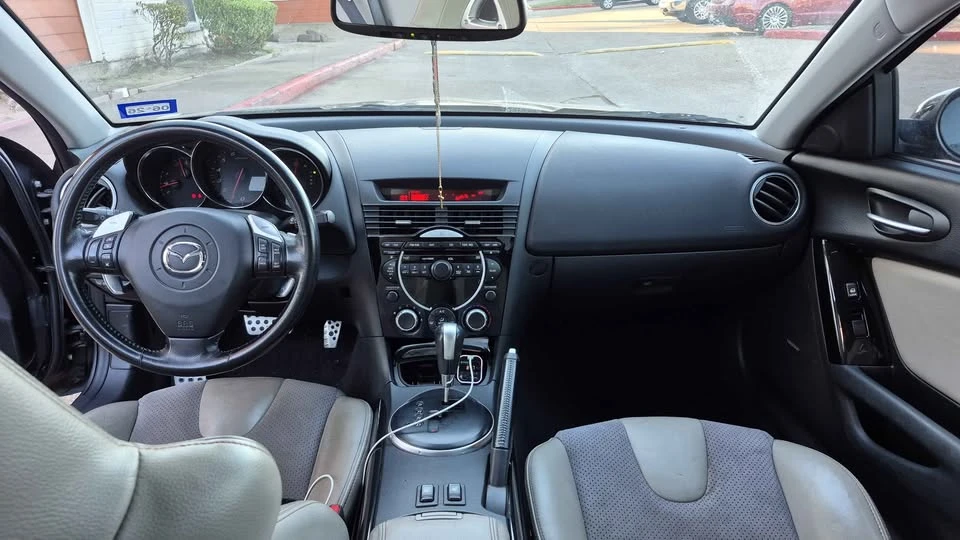 2006 Mazda RX-8 1st Gen - Image 9 of 10