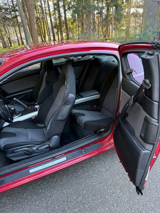 2006 Mazda RX-8 1st Gen - Image 11 of 12