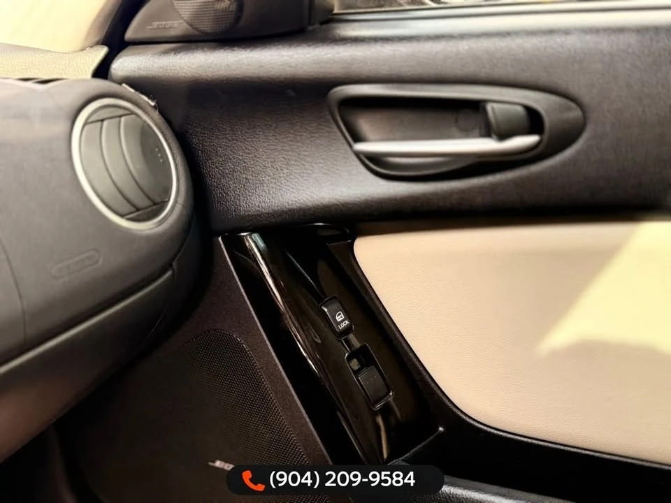 2006 Mazda RX-8 1st Gen - Image 16 of 17