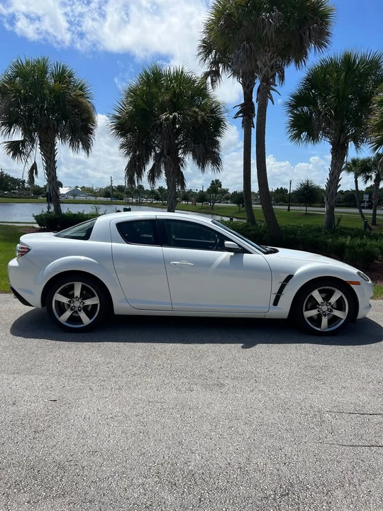2006 Mazda RX-8 1st Gen - Image 2 of 11