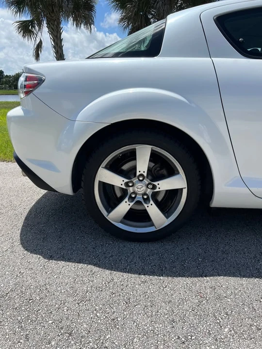 2006 Mazda RX-8 1st Gen - Image 9 of 11