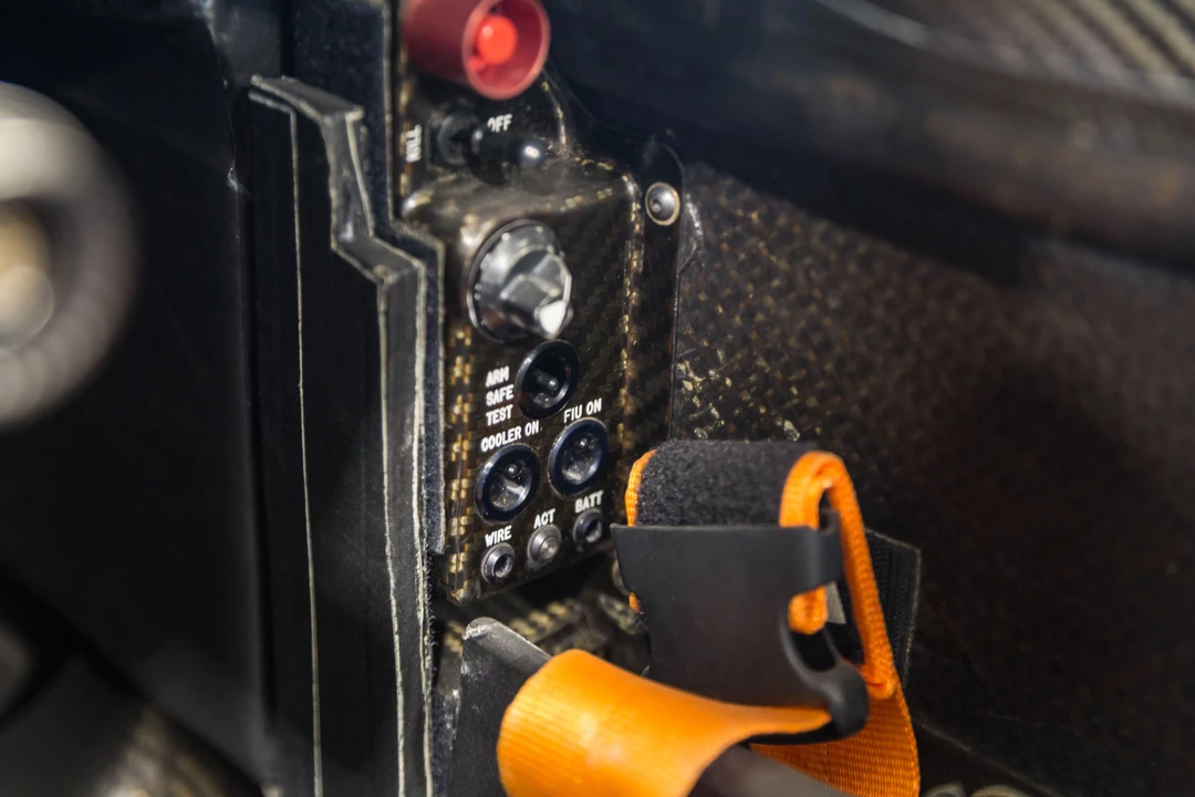 2006 McLaren McLaren Racing - Image 3 of 31