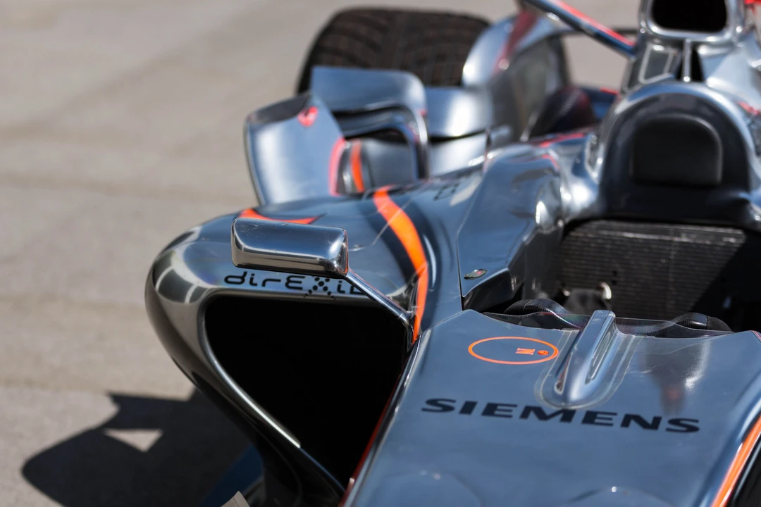 2006 McLaren McLaren Racing - Image 8 of 31