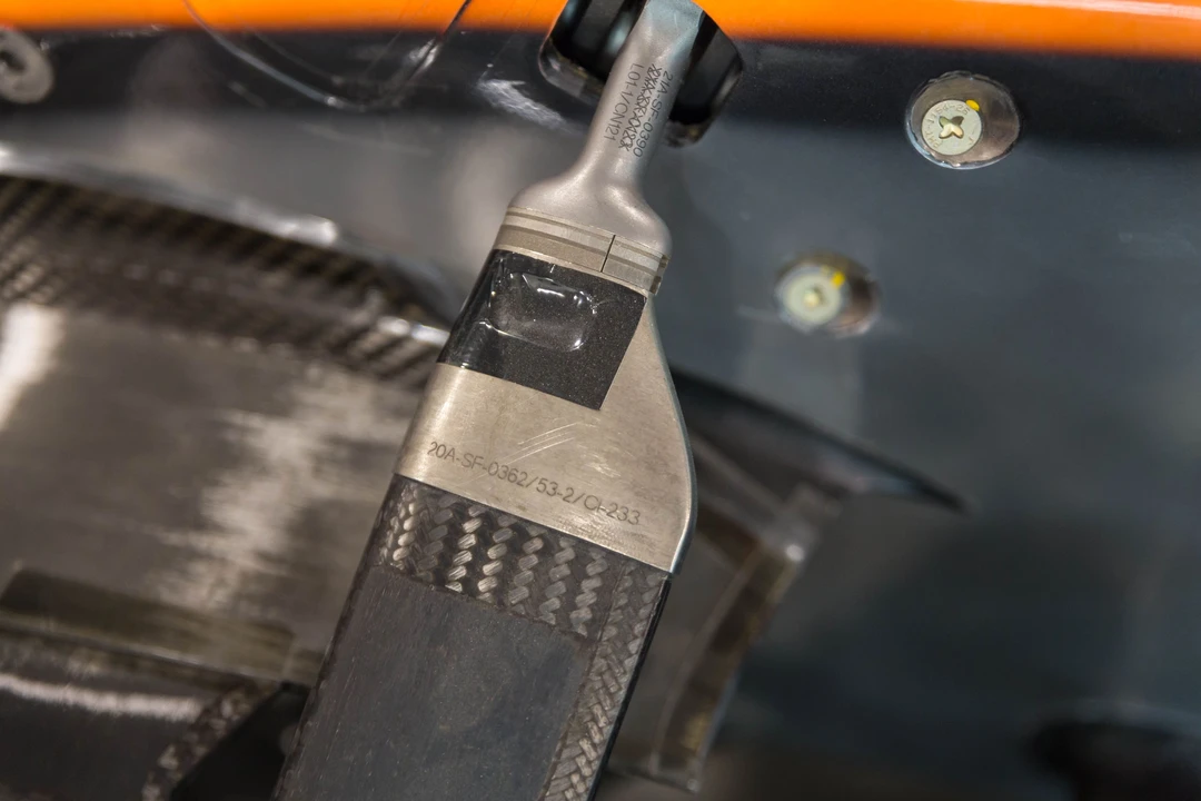 2006 McLaren McLaren Racing - Image 2 of 31