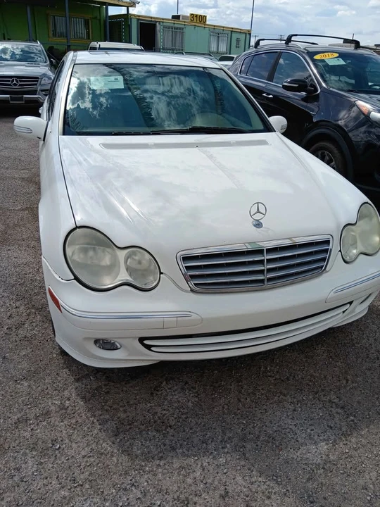 2006 Mercedes-Benz W211 E-Class - Image 2 of 2