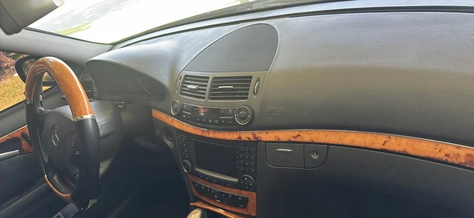 2006 Mercedes-Benz W211 E-Class - Image 2 of 2