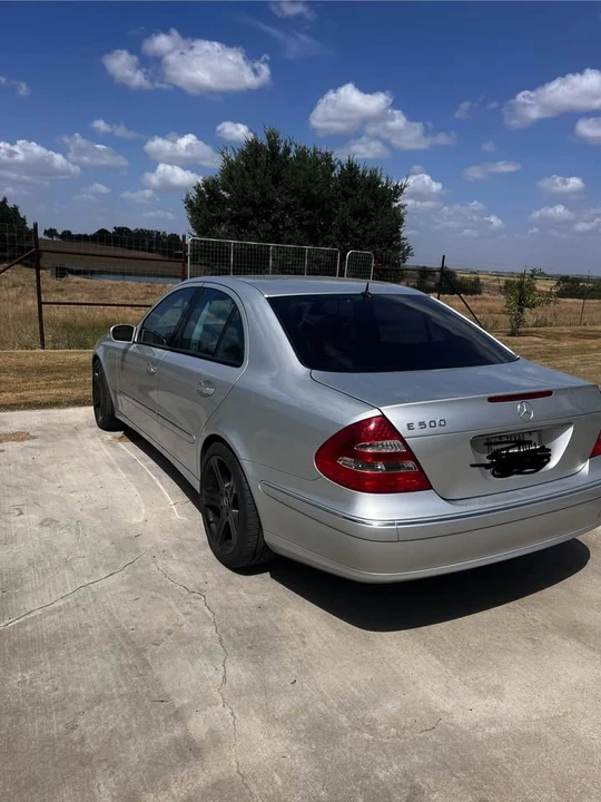 2006 Mercedes-Benz W211 E-Class - Image 2 of 7