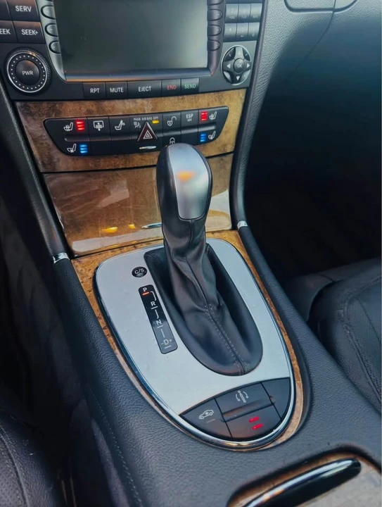 2006 Mercedes-Benz W211 E-Class - Image 10 of 12