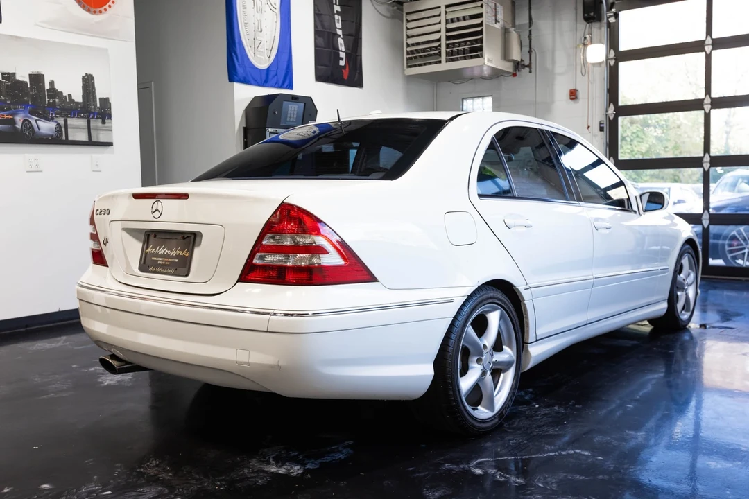 2006 Mercedes-Benz W203 C-Class - Image 14 of 21