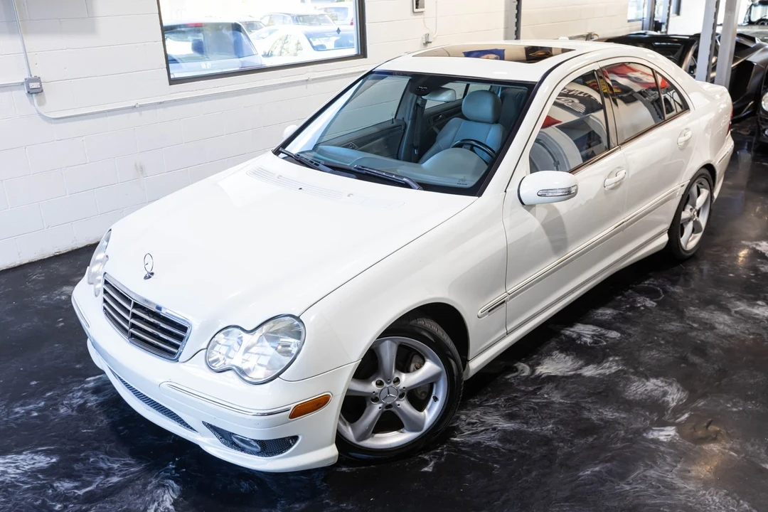 2006 Mercedes-Benz W203 C-Class - Image 2 of 12