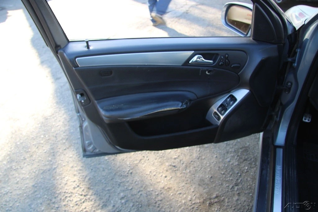 2006 Mercedes-Benz W203 C-Class - Image 12 of 21