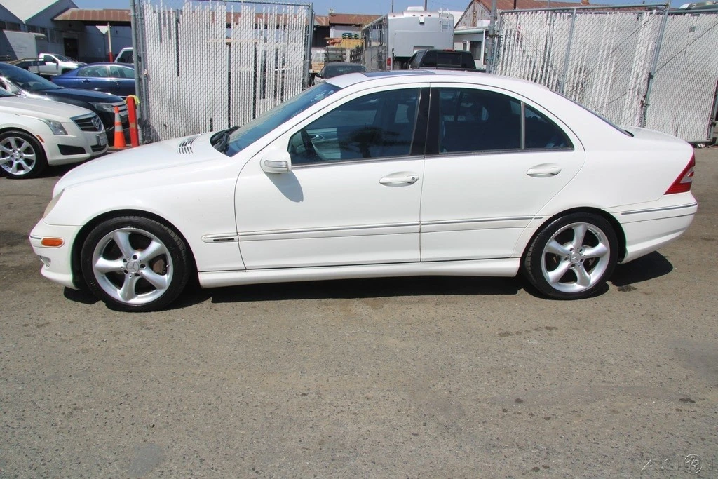 2006 Mercedes-Benz W203 C-Class - Image 3 of 21