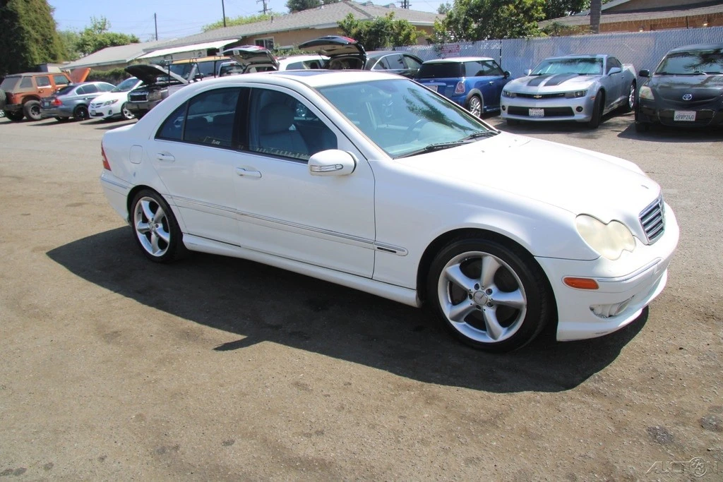 2006 Mercedes-Benz W203 C-Class - Image 9 of 21
