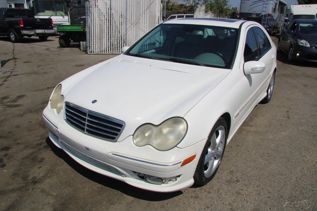 2006 Mercedes-Benz W203 C-Class - Image 2 of 21
