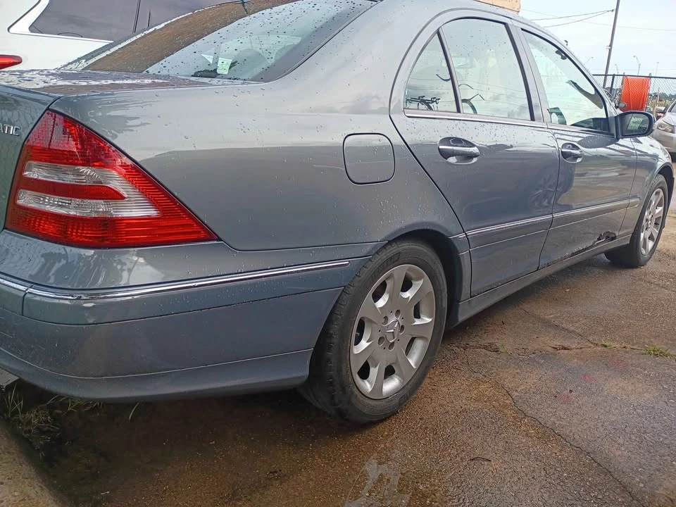 2006 Mercedes-Benz W203 C-Class - Image 16 of 20