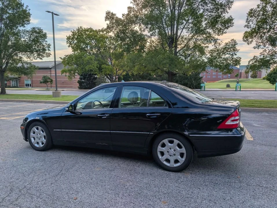 2006 Mercedes-Benz W203 C-Class - Image 3 of 17