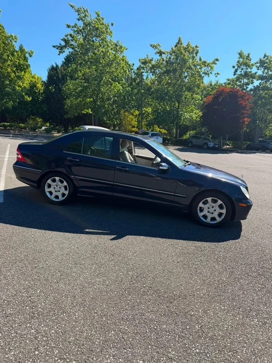 2006 Mercedes-Benz W203 C-Class - Image 2 of 13