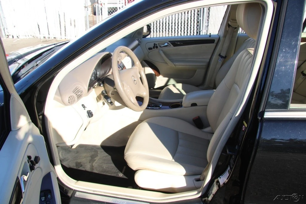 2006 Mercedes-Benz W203 C-Class - Image 13 of 21