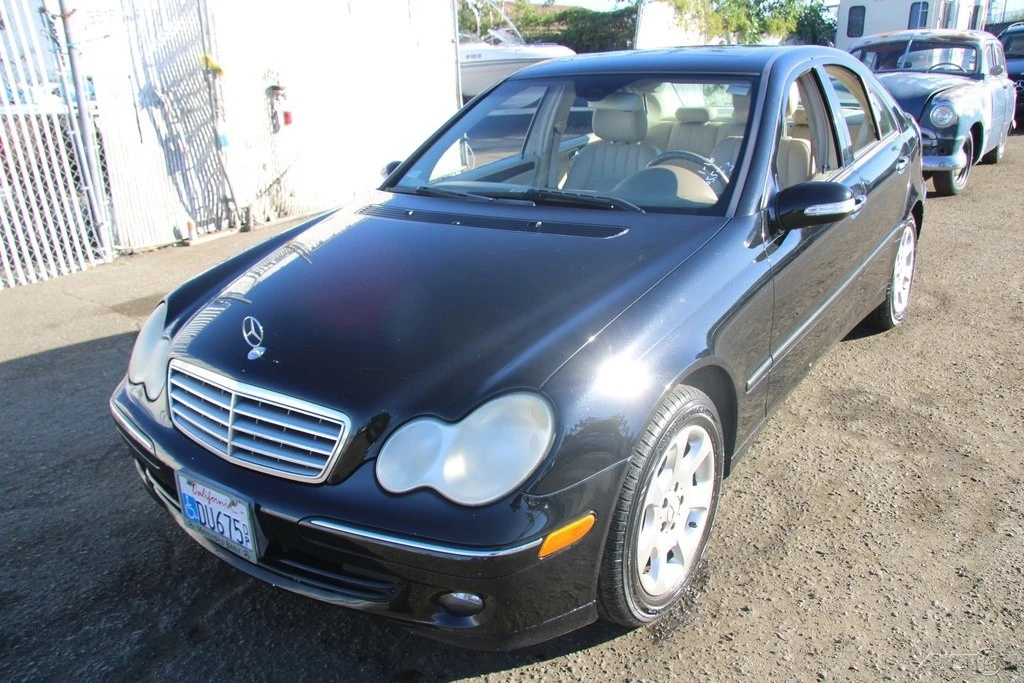 2006 Mercedes-Benz W203 C-Class - Image 2 of 21