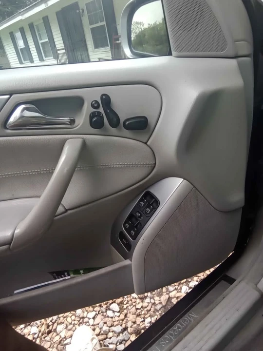 2006 Mercedes-Benz W203 C-Class - Image 2 of 13