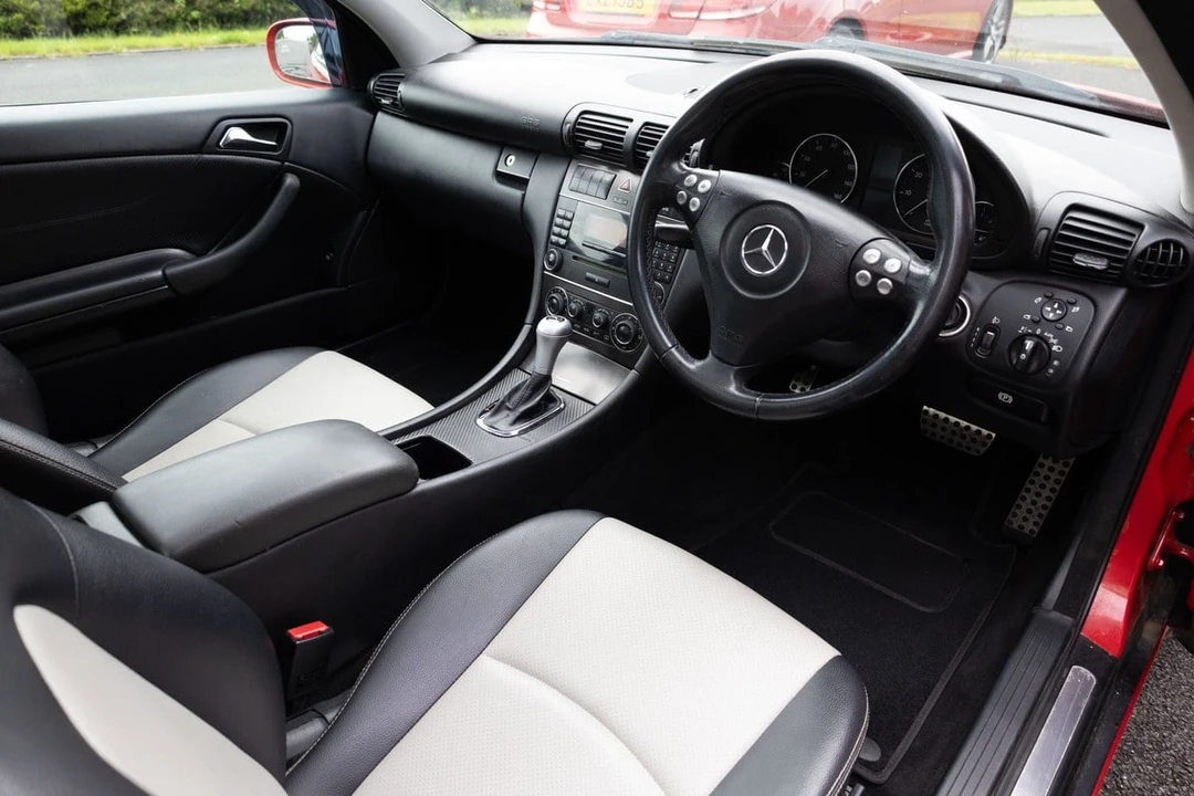 2006 Mercedes-Benz W203 C-Class - Image 2 of 30