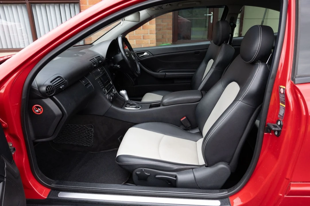 2006 Mercedes-Benz W203 C-Class - Image 14 of 30