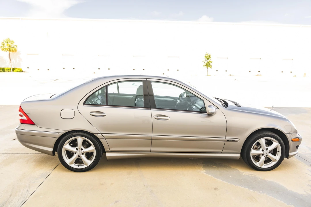 2006 Mercedes-Benz W203 C-Class - Image 11 of 31