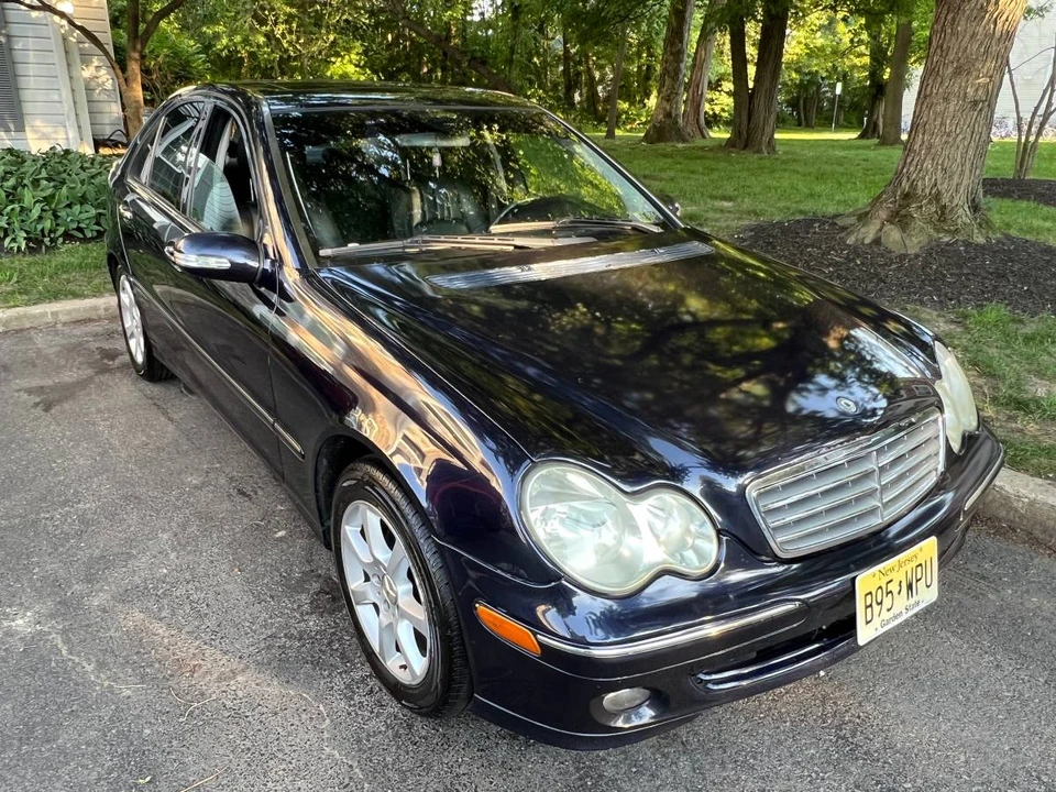 2006 Mercedes-Benz W203 C-Class - Image 8 of 16
