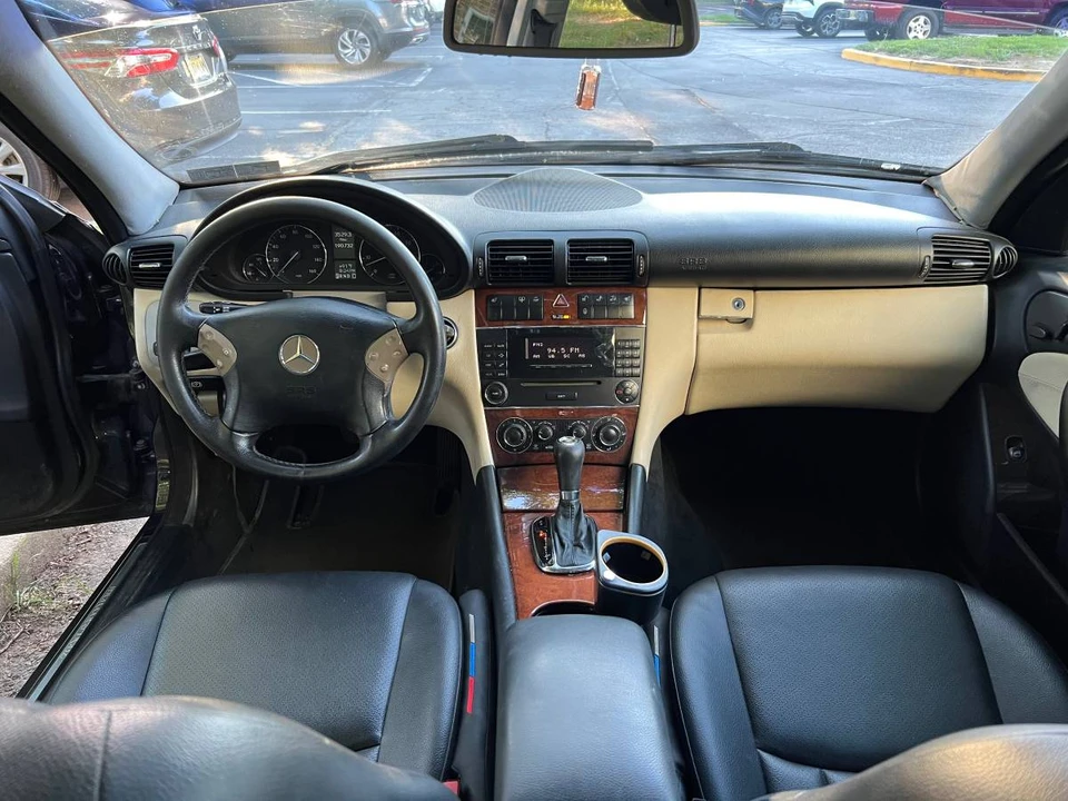 2006 Mercedes-Benz W203 C-Class - Image 14 of 16