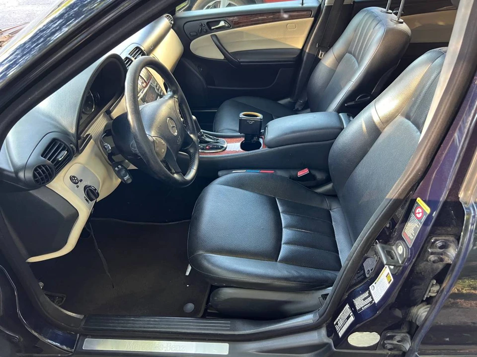 2006 Mercedes-Benz W203 C-Class - Image 10 of 16