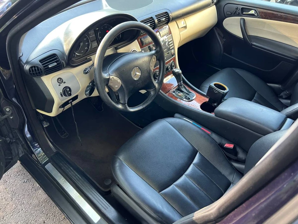 2006 Mercedes-Benz W203 C-Class - Image 9 of 16
