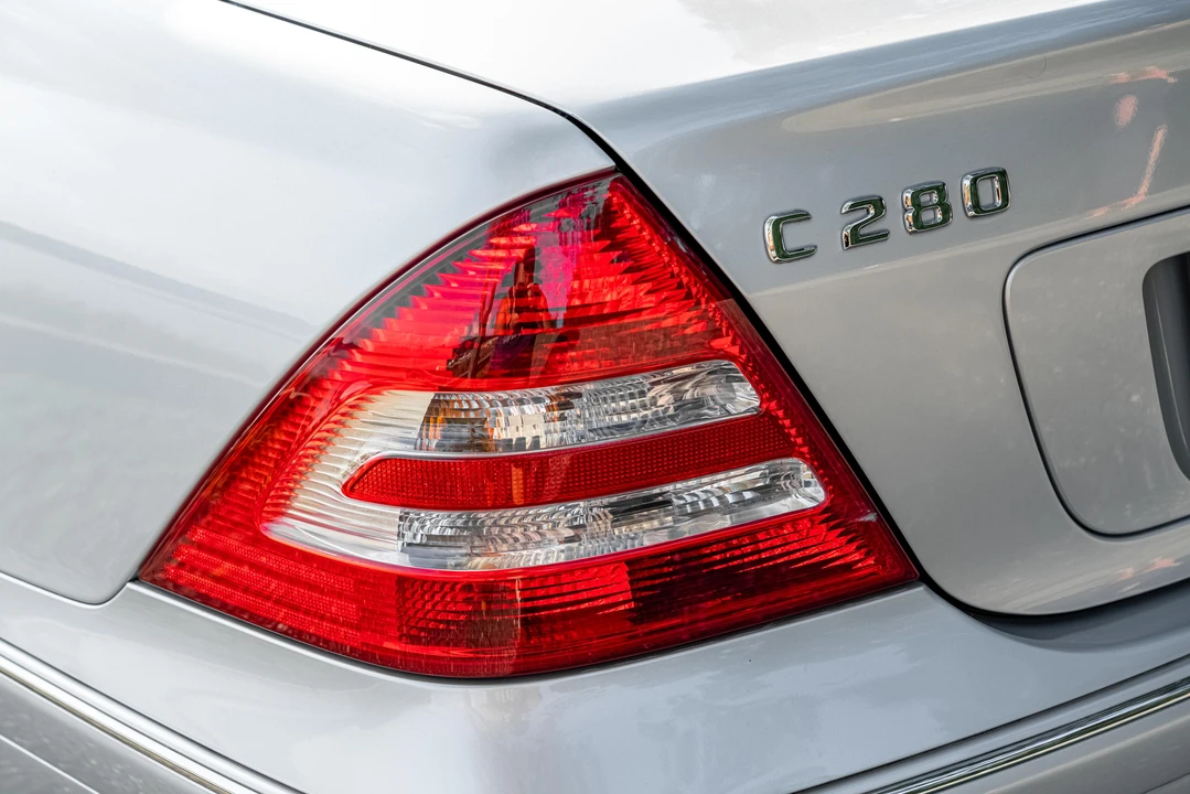 2006 Mercedes-Benz W203 C-Class - Image 12 of 31