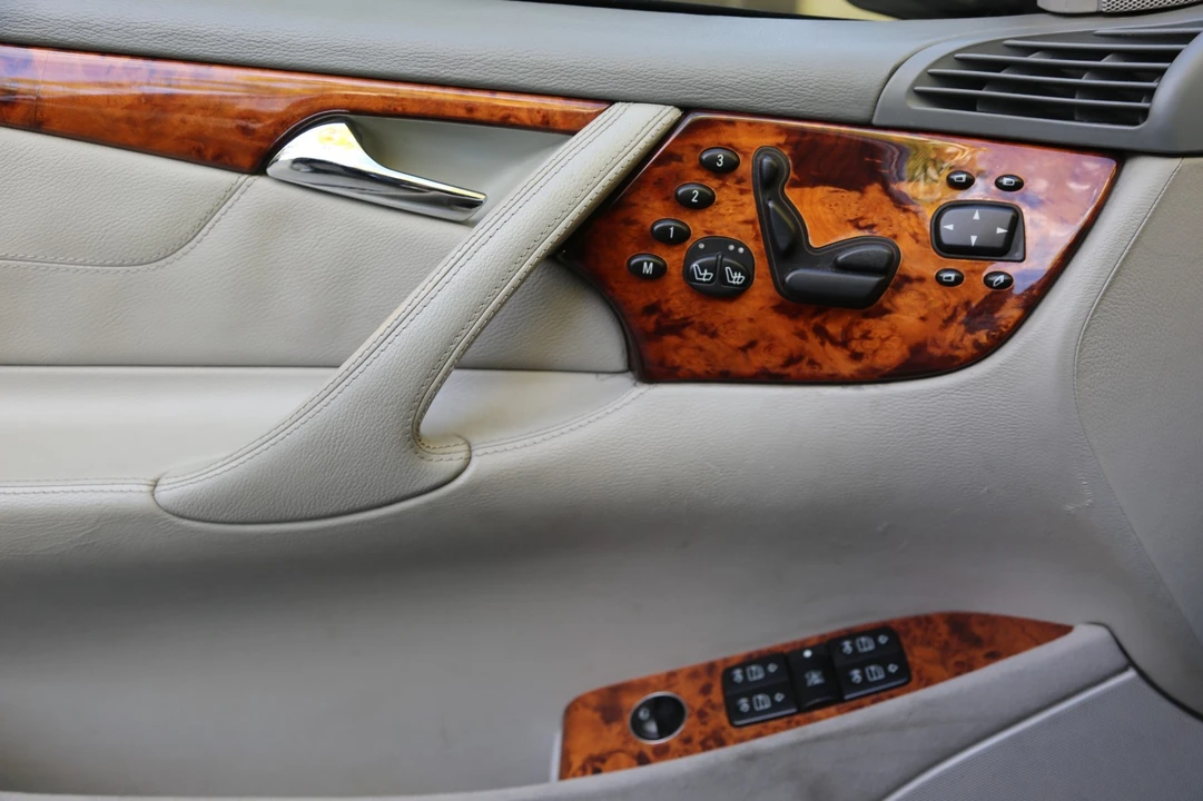 2006 Mercedes-Benz C216 CL-Class - Image 18 of 26