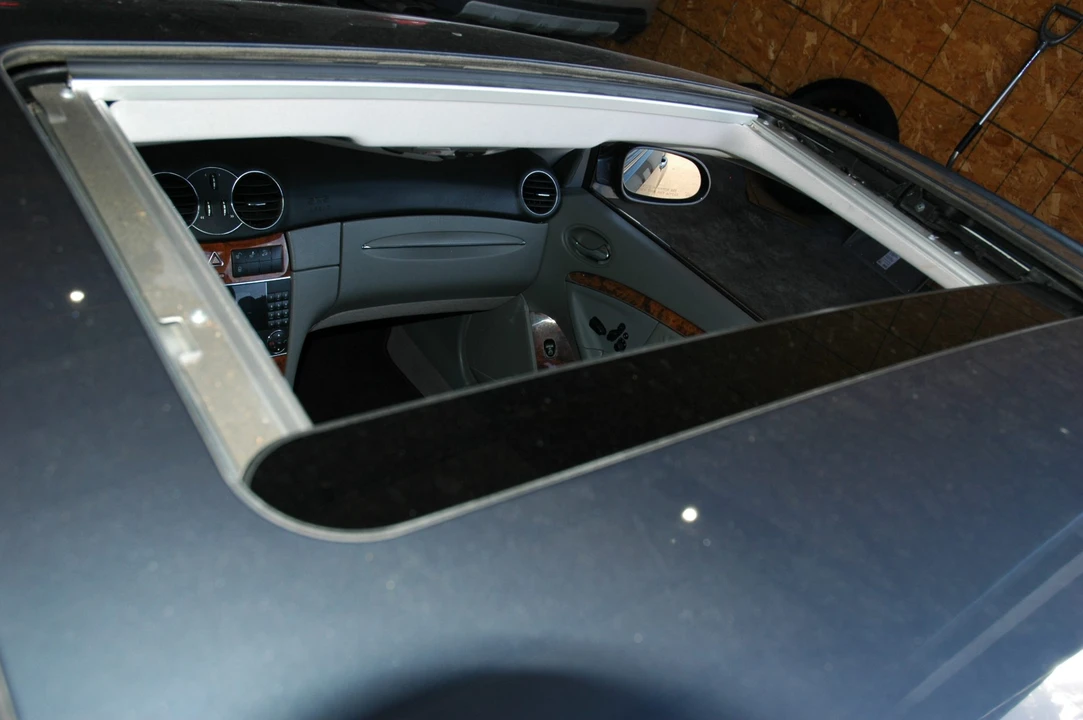 2006 Mercedes-Benz C209/A209 CLK-Class - Image 21 of 31