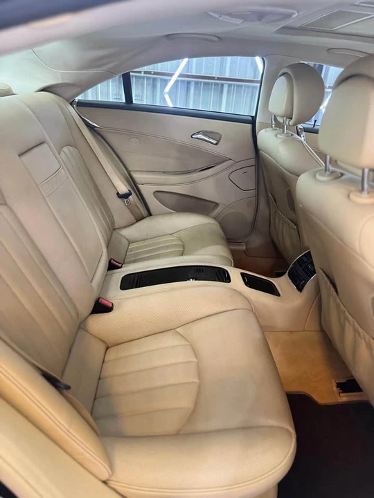 2006 Mercedes-Benz C219 CLS-Class - Image 9 of 12