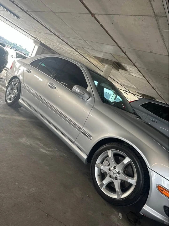 2006 Mercedes-Benz C219 CLS-Class - Image 2 of 4