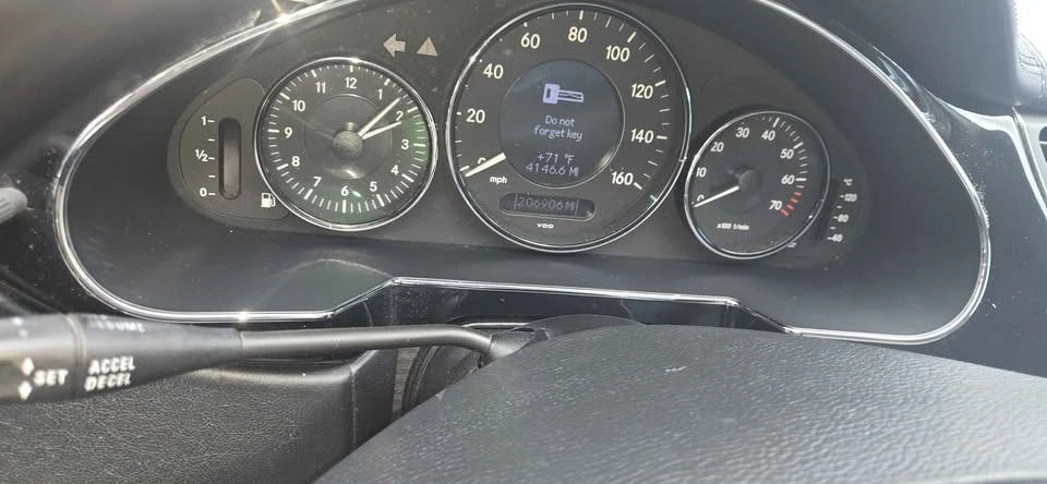 2006 Mercedes-Benz C219 CLS-Class - Image 8 of 20