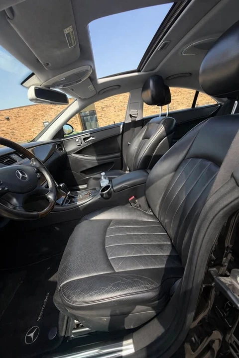 2006 Mercedes-Benz C219 CLS-Class - Image 8 of 12