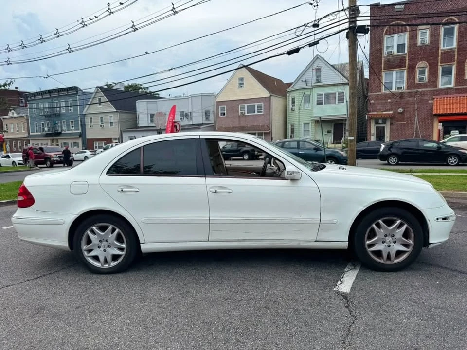 2006 Mercedes-Benz W211 E-Class - Image 12 of 13