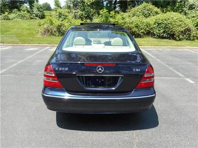 2006 Mercedes-Benz W211 E-Class - Image 5 of 12