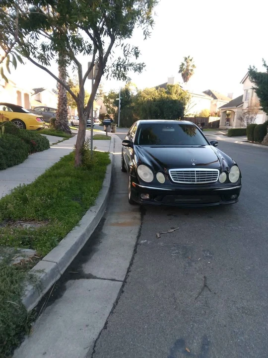 2006 Mercedes-Benz W211 E-Class - Image 2 of 2