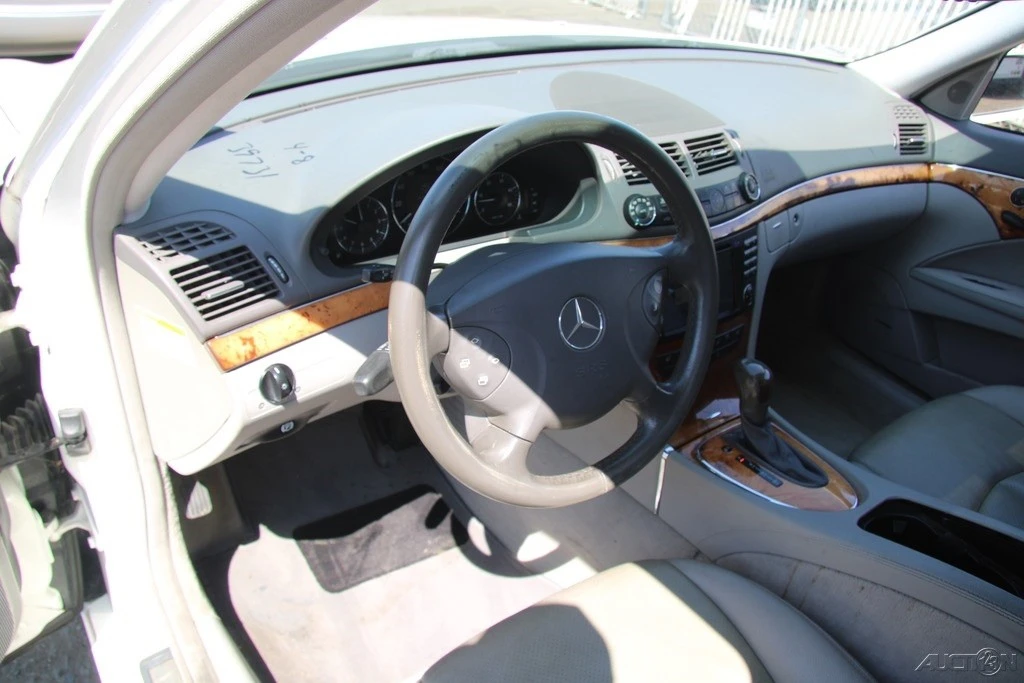2006 Mercedes-Benz W211 E-Class - Image 16 of 21