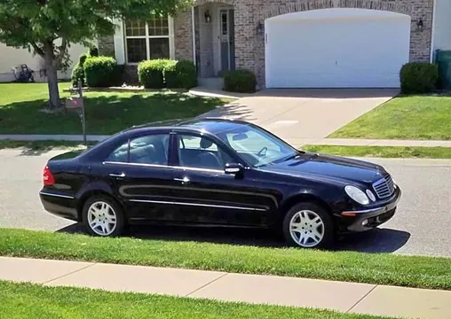 2006 Mercedes-Benz E-Class E 350 4MATIC Sedan 4D