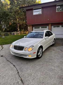 2006 Mercedes-Benz E-Class E 350 4MATIC Sedan 4D