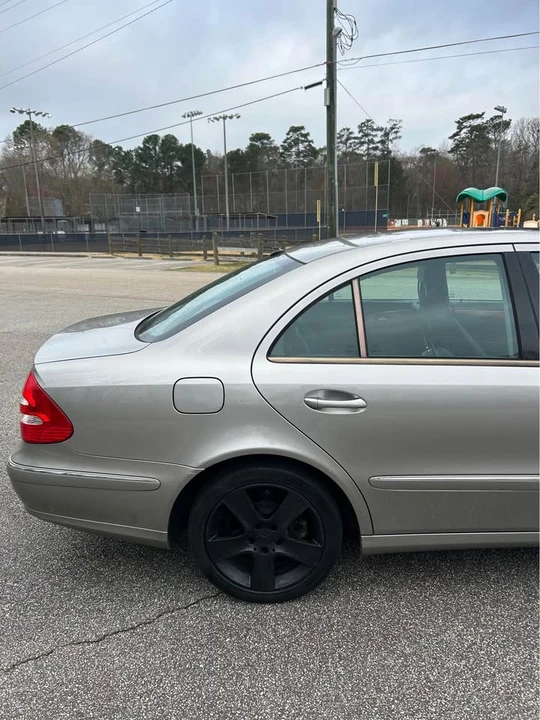 2006 Mercedes-Benz W211 E-Class - Image 15 of 19